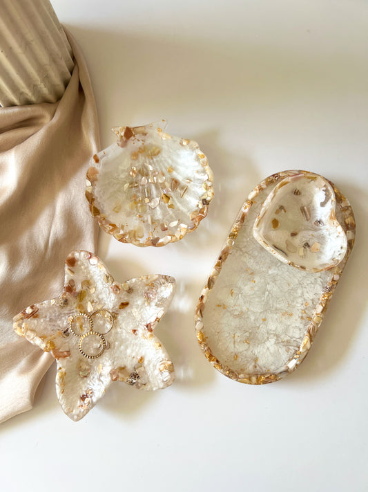 AMOUR PEARL HEART DISH | Luxury Wedding Keepsake - view 2