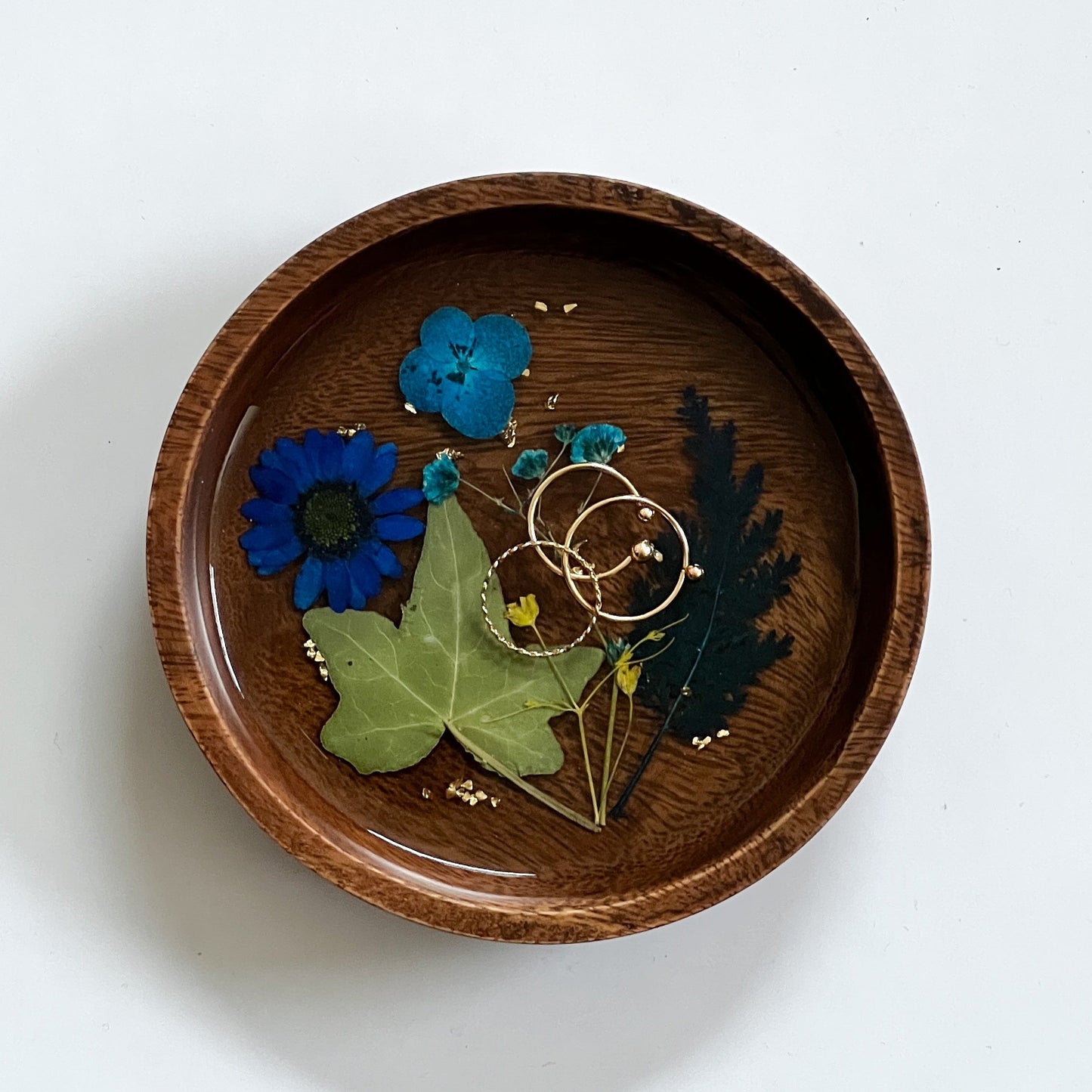Floral Resin Wooden Trinket Dish — Handcrafted Keepsake Bowl