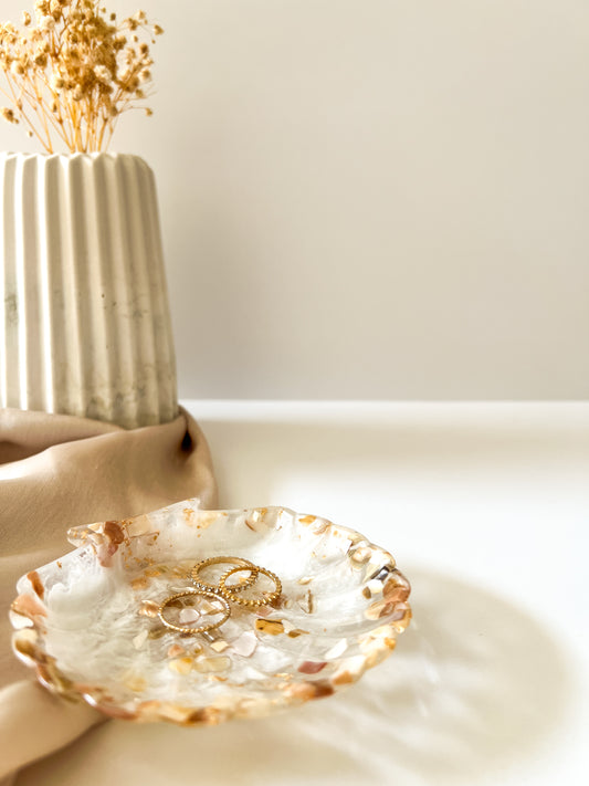 NACRE SHELL DISH | Pearl & Gold Heirloom Keepsake - view 2
